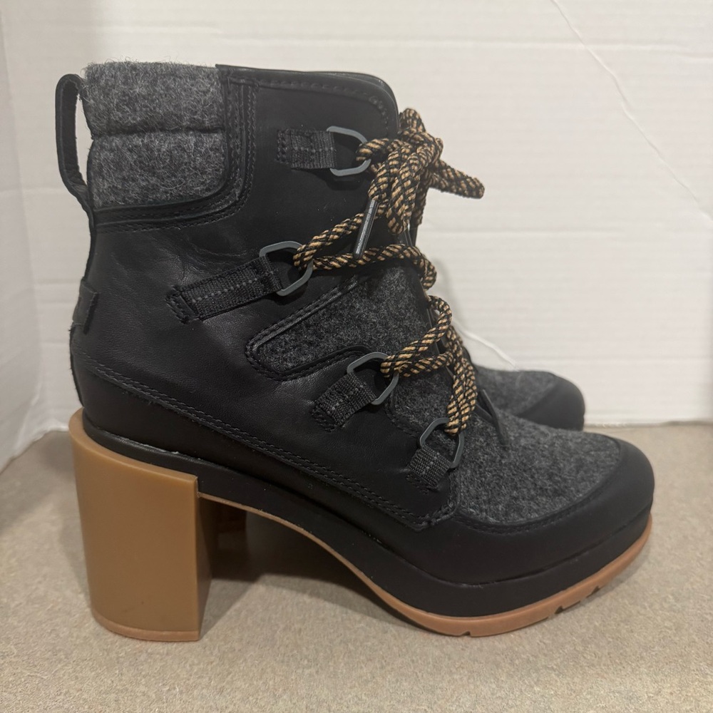 Sorel Women’s Blake Waterproof Lace Up Heeled Boots Size 8.5 No Insoles